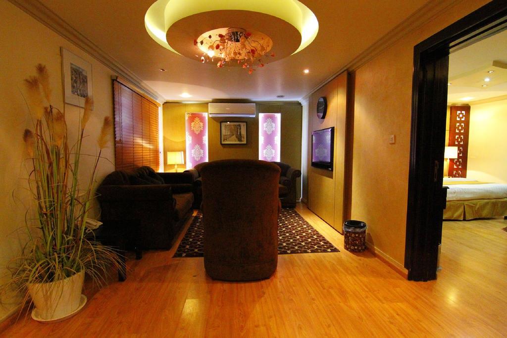 Vision Apartment Бурайда Стая снимка